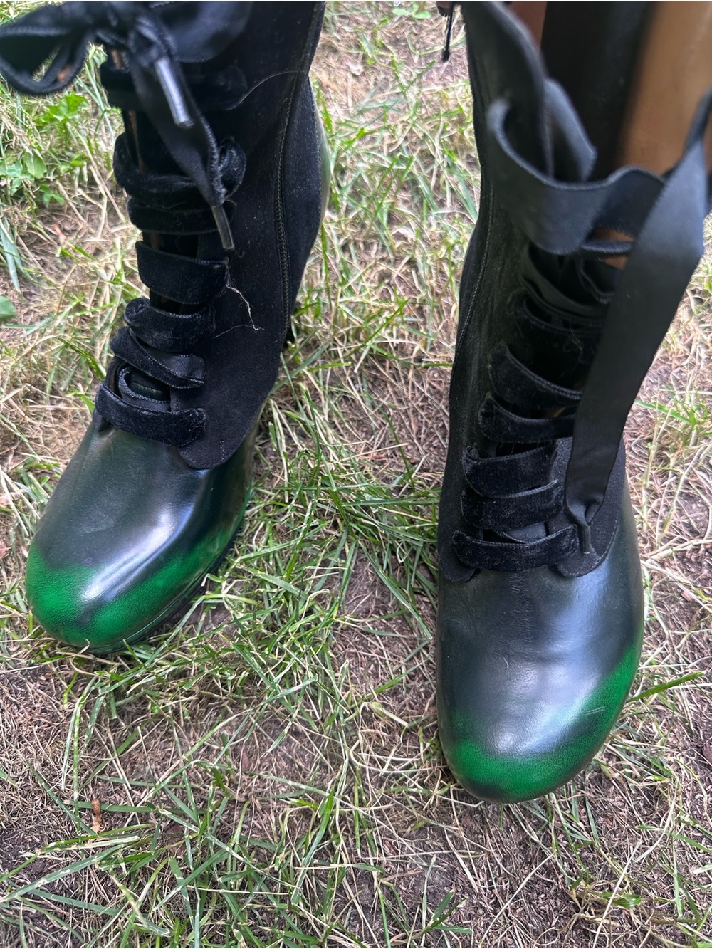 John Fluevog Queen Victoria Boots size 10 Green and Black